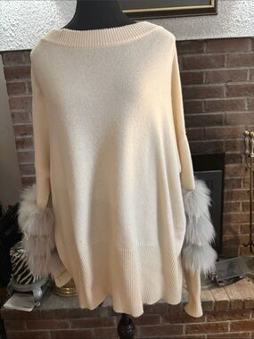 Cream Crewneck Sweater with Real-Fur Cuff Detail